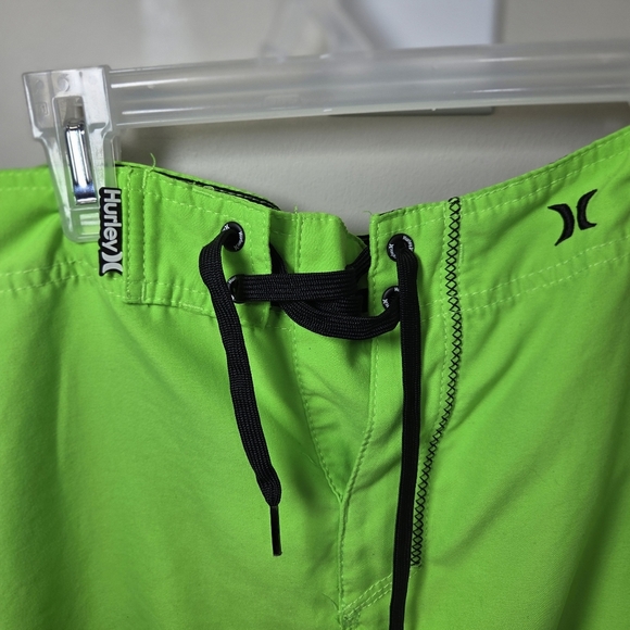 ⭐️Hurley Mens Bright Green Board Shorts Size 36 - Picture 3 of 6